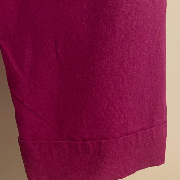 2 ITEMS NY&Co Capri Pants AND Knee Length Shorts - Picture 8 of 10